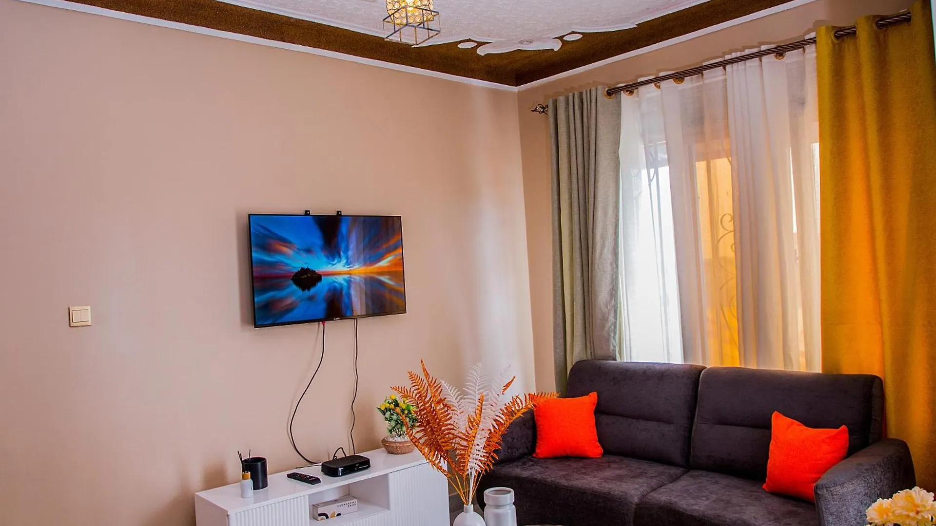 The Cozy Haven Kisasi Lägenhet Kampala